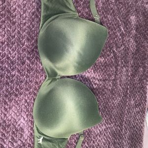 Victoria secret bra